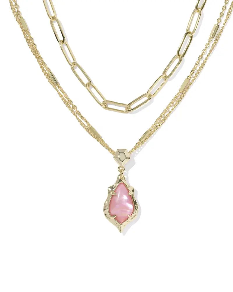 Adriana Scallop Frame Gold Necklace