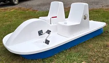 Adventure Glass SeaQuest Two-Person Pedal Boat – Ocean-Themed Design