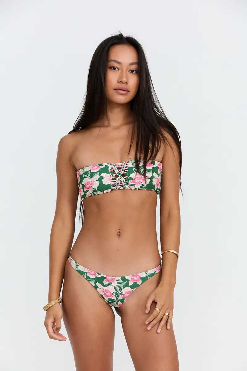 Alana High-Waisted Bottom in Waikiki Wave