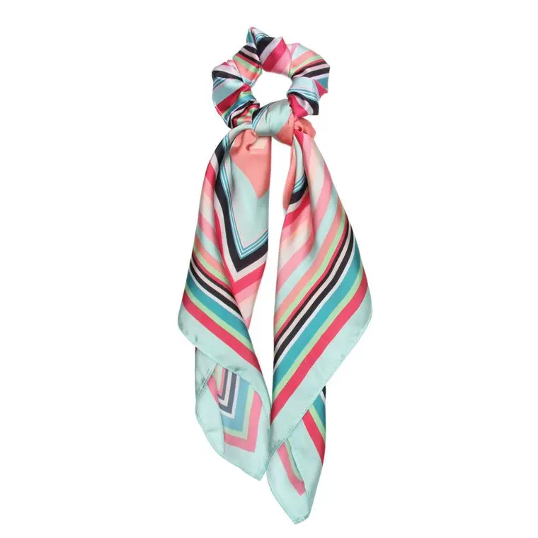 Banded Scrunchie with Reversible Bandana Design