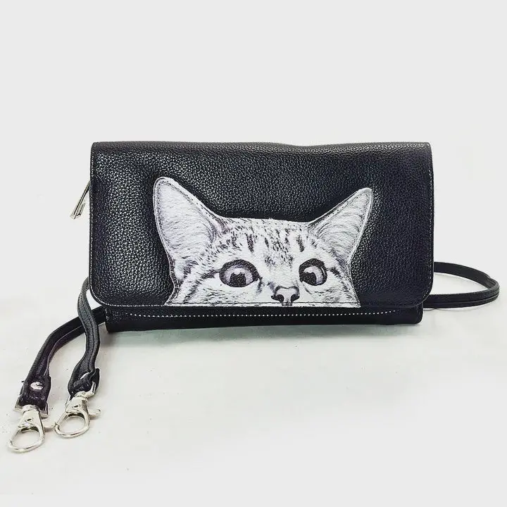 Comeco Peeking Cats Wallet – Whimsical Animal Design with Peekaboo Detail