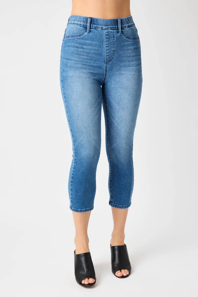 Cool Denim Pull-On Capris with High-Rise Fit – Judy Blue