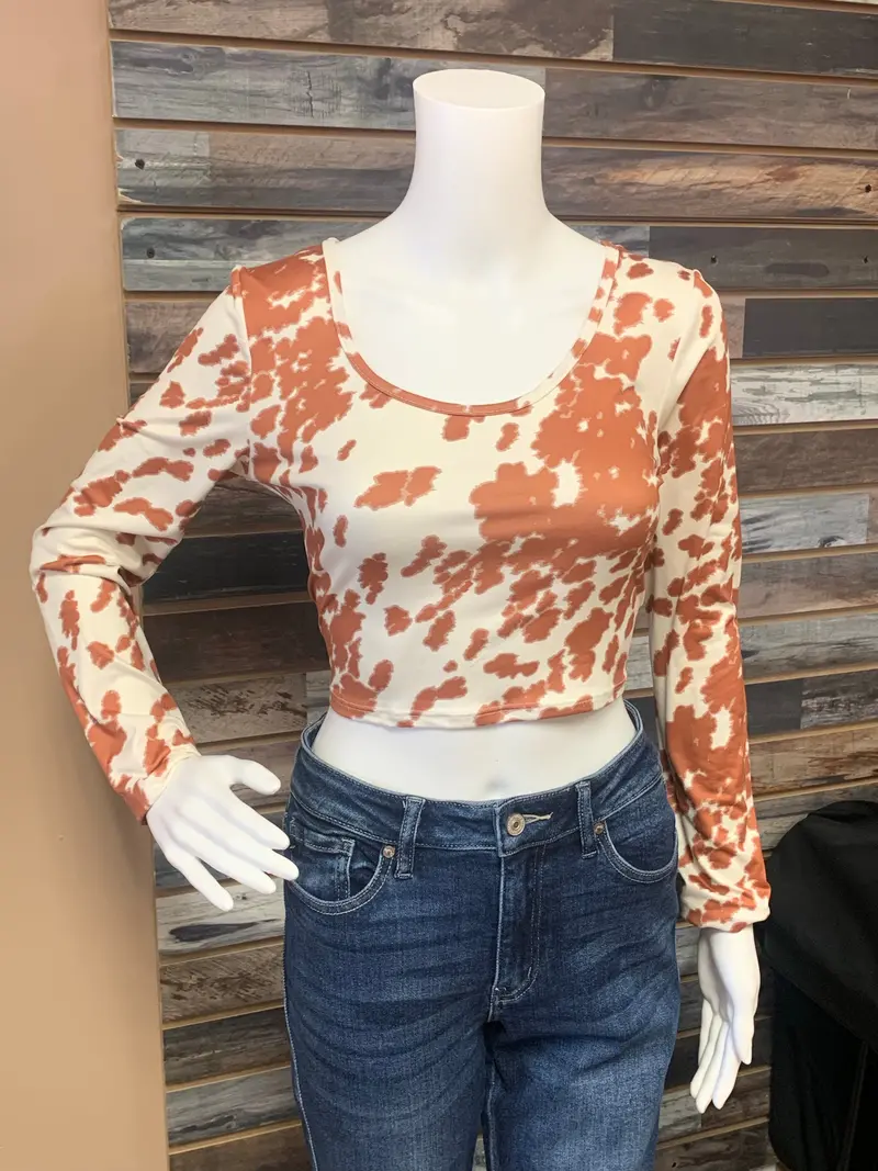 Cow Print Crop Top – Fitted Short Sleeve Style