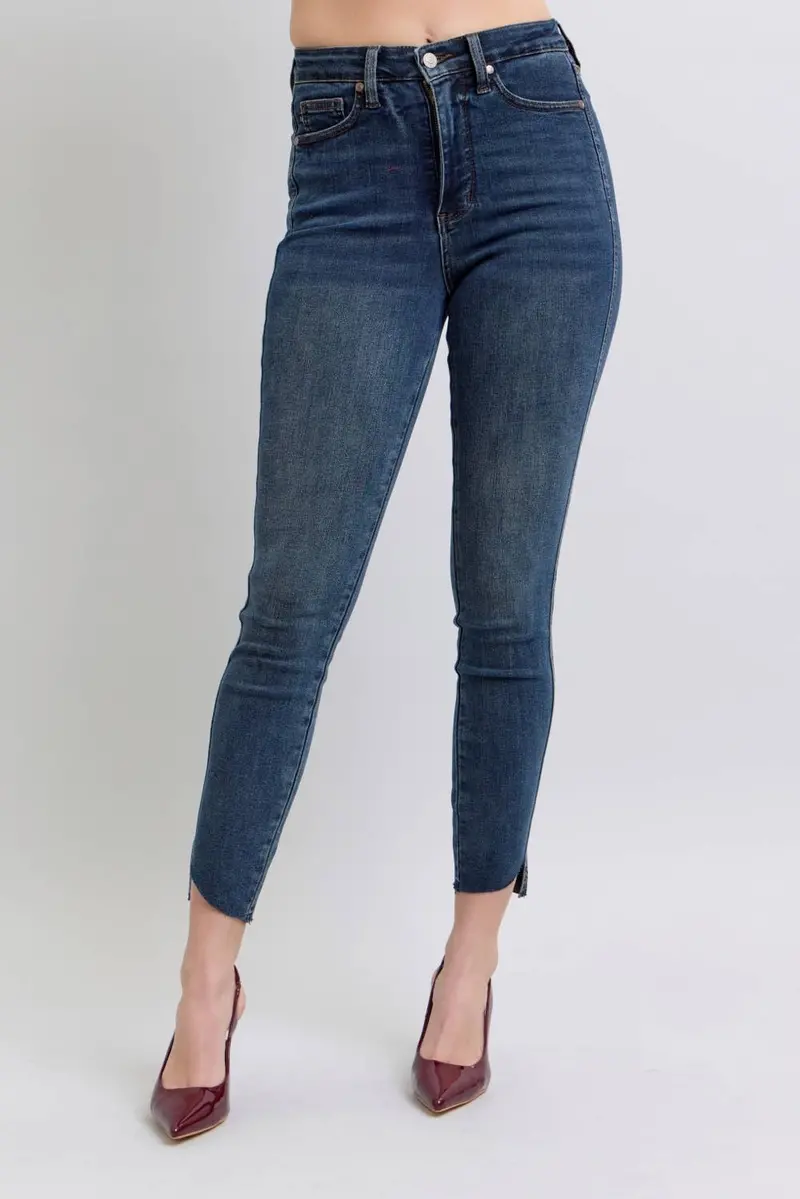 Judy Blue Dark Wash Skinny Jeans – High-Waisted Step Hem with Tummy Support