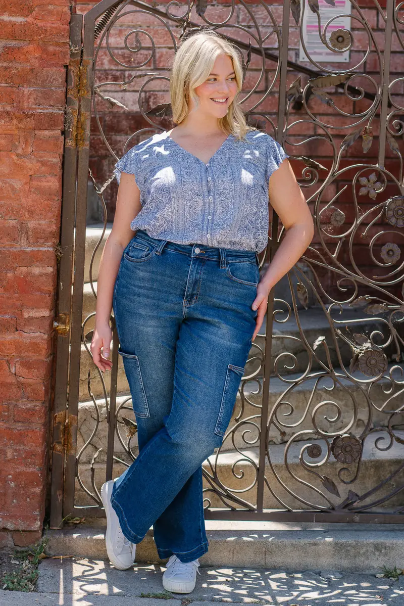Judy Blue High-Rise Utility-Style Wide-Leg Cargo Jeans