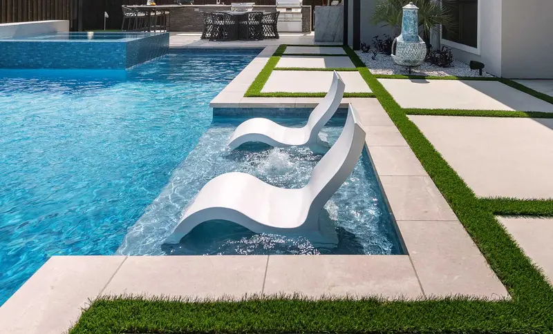 Ledge Lounger Signature Lowback Poolside Lounge Chair