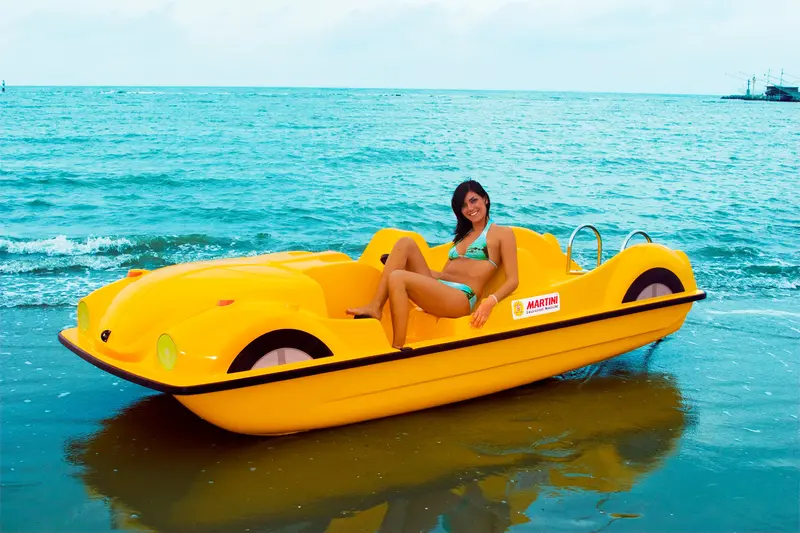 Martini Nautica Sea Buggy 405: Five-Person Pedal Boat