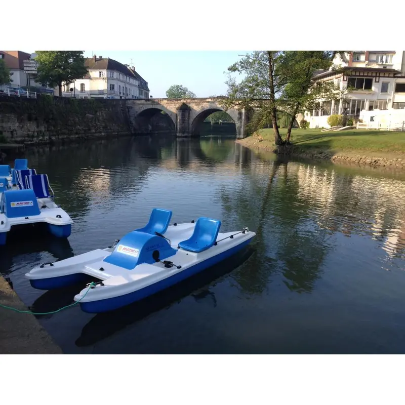 Martini Nautica Speedy Four-Person Pedal Boat