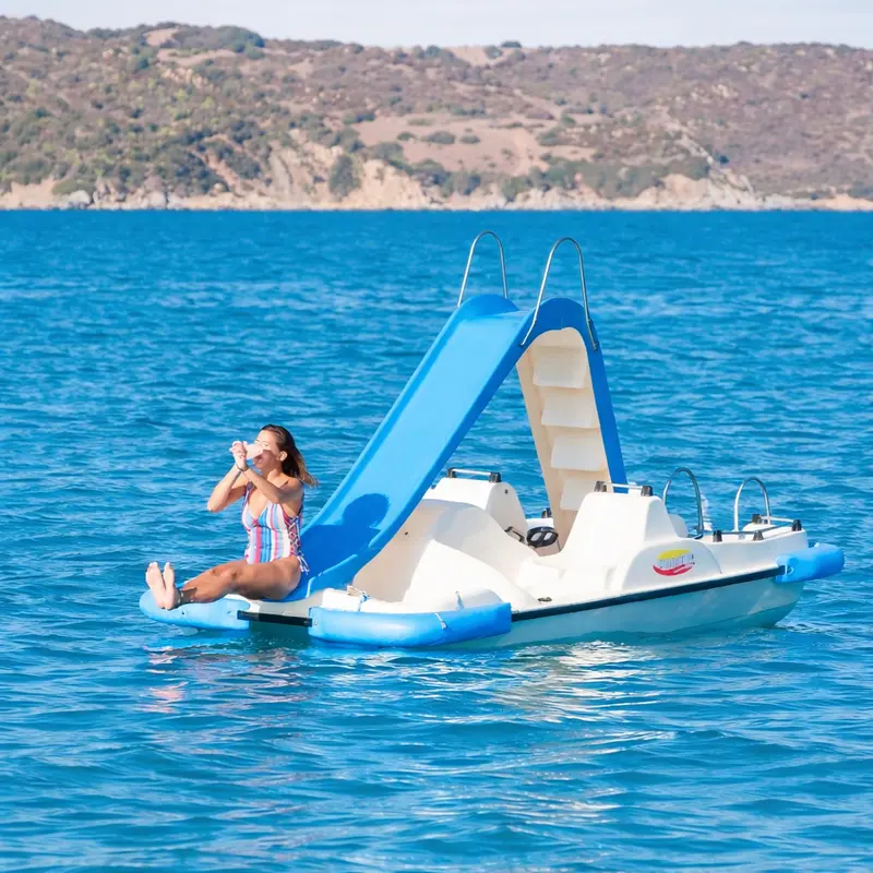 Martini Nautica Sunny Time 4: Five-Person Pedal Boat