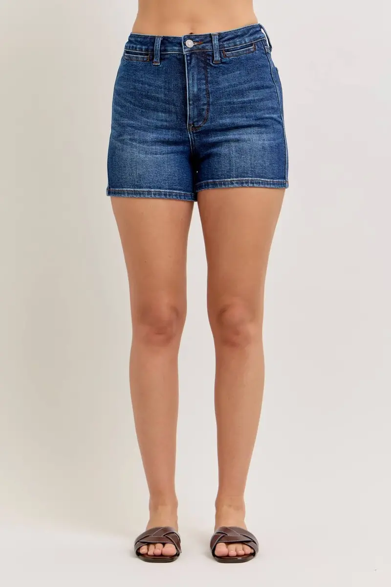 Medium Wash High-Waist Slim Shorts with Smoothing Fit