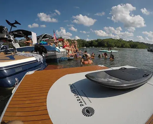 ParadisePad Hydrofoil Docking Station for Stable Water Access