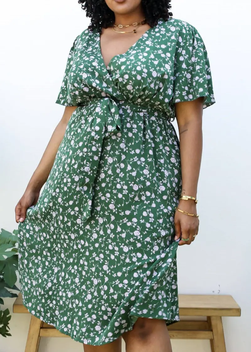 Plus-Size Green Maxi Dress with Pink Floral Pattern
