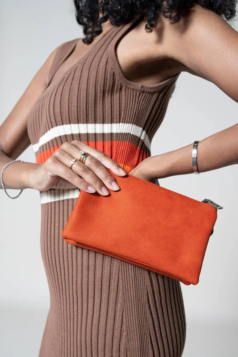 Riley Minimalist Crossbody Wristlet