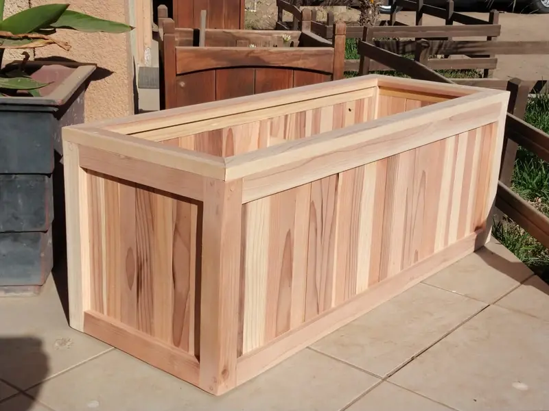 San Danielle Solid Redwood Planter Box – Heavy-Duty Build