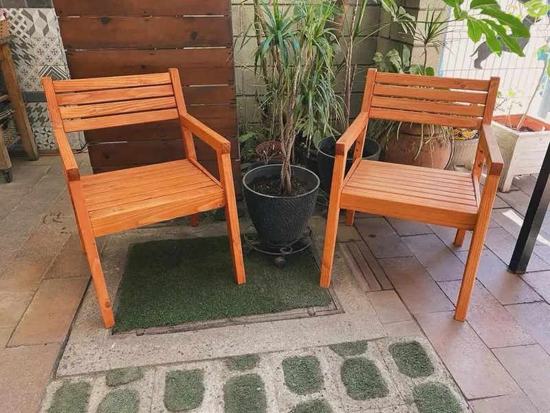 Sleek Redwood Patio Armchair