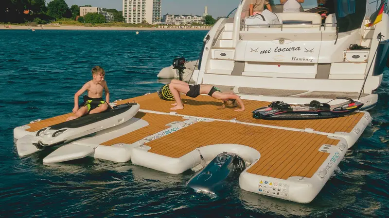 Yachtbeach Premium Teak Floating Dock – 27′ x 6’8″ (8.20m)